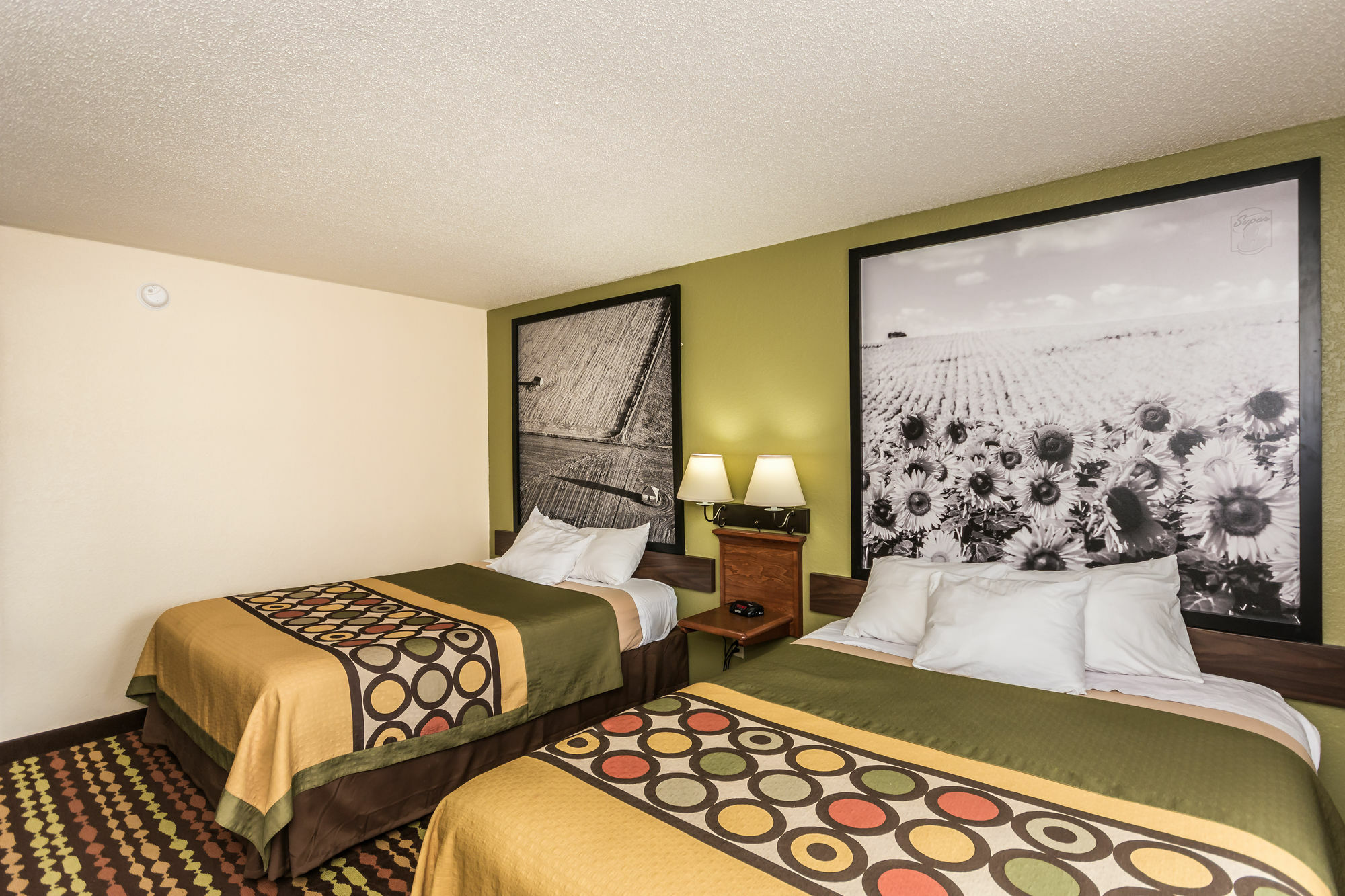 Super 8 By Wyndham Grand Forks Hotel Luaran gambar