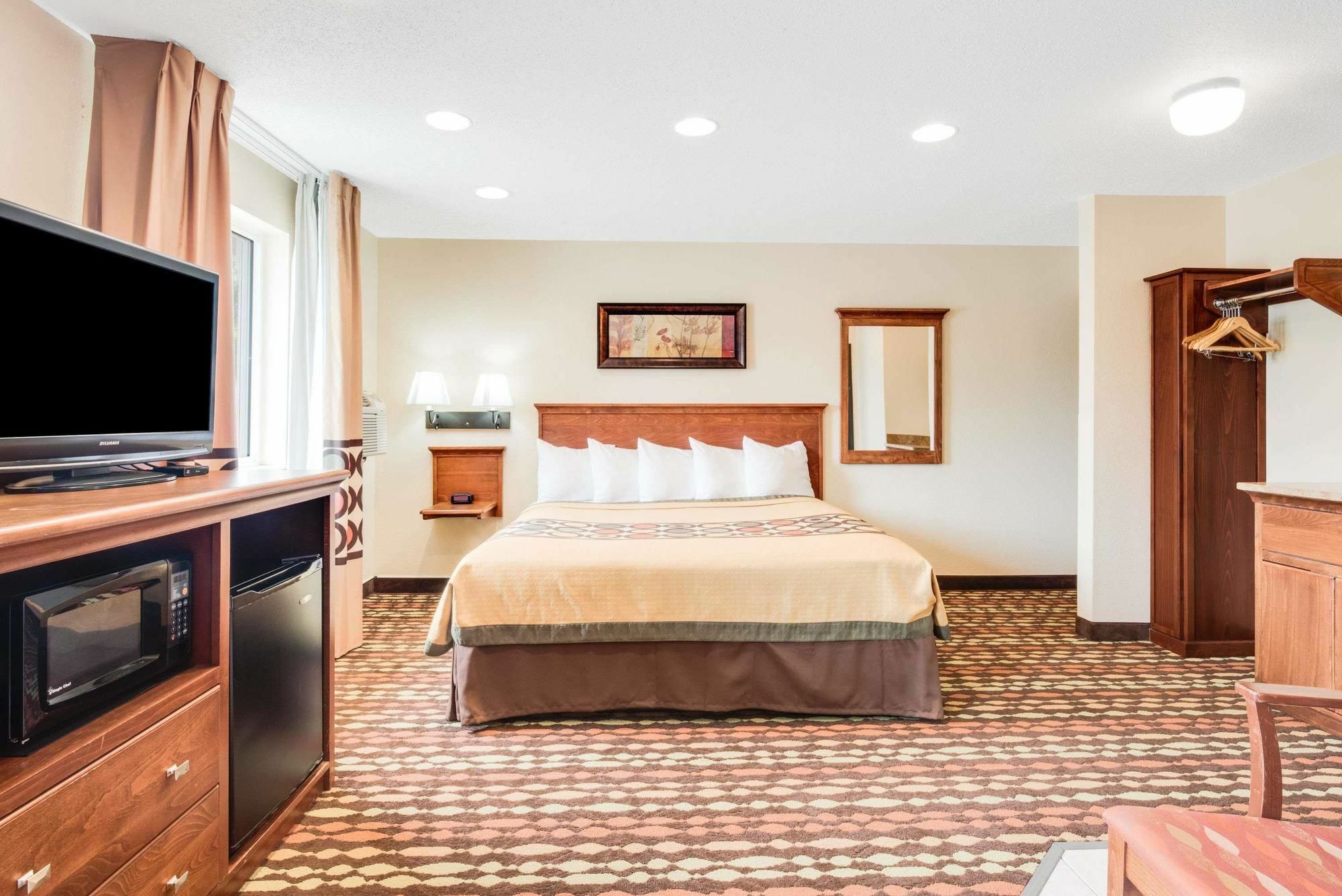 Super 8 By Wyndham Grand Forks Hotel Luaran gambar