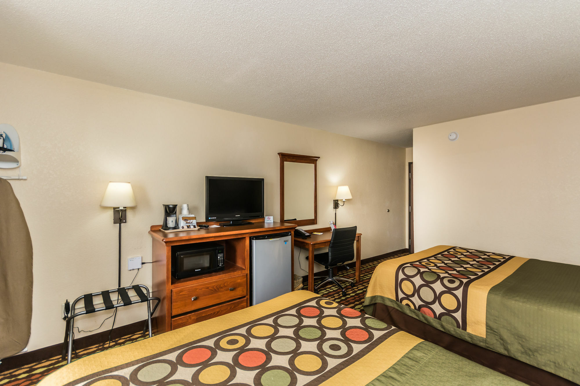 Super 8 By Wyndham Grand Forks Hotel Luaran gambar