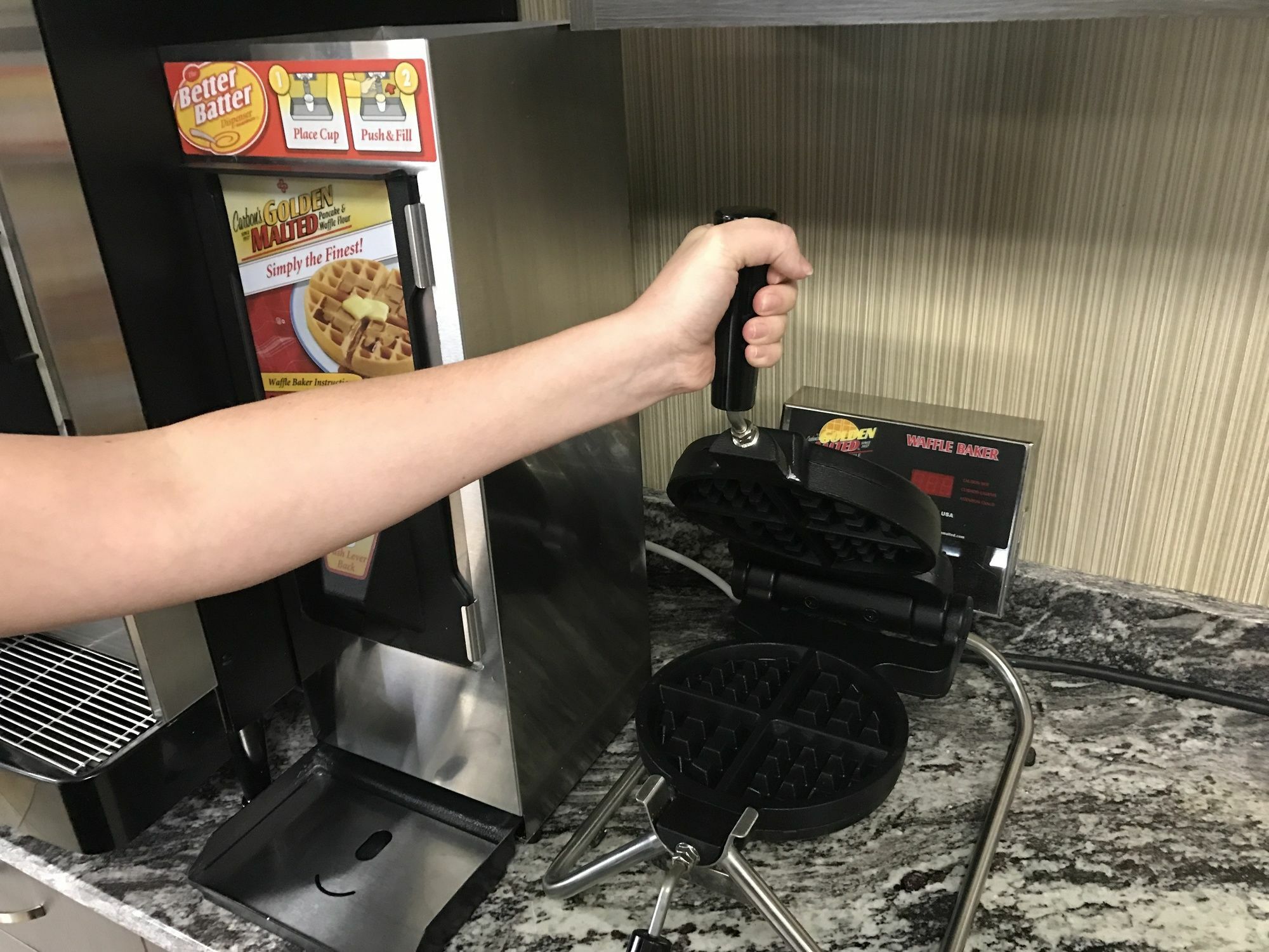 Super 8 By Wyndham Grand Forks Hotel Luaran gambar