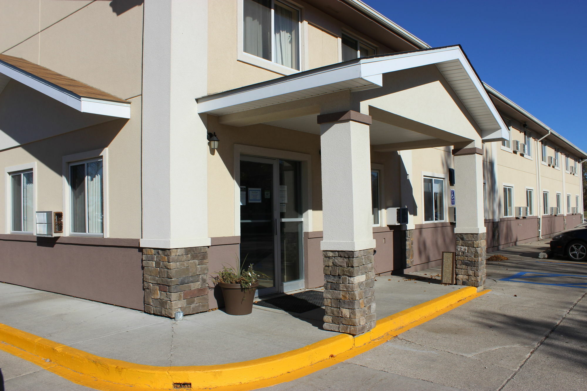 Super 8 By Wyndham Grand Forks Hotel Luaran gambar